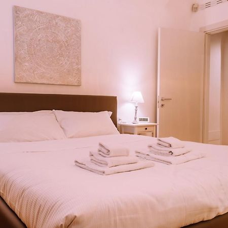 Appartamento Elegante Alle Due Torri By Wonderful Italy Bologna Exterior foto